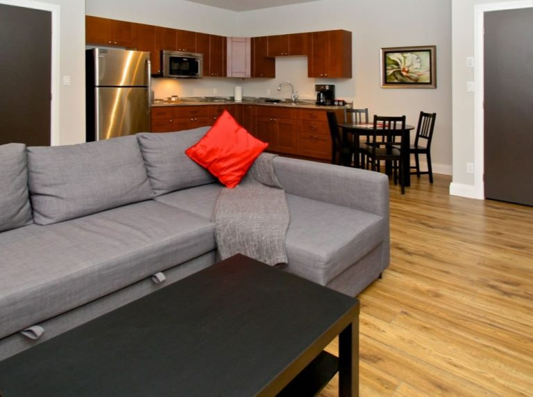 Picton Cribs on the Hill